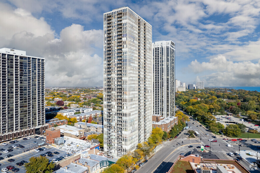 1660 N LaSalle Dr, Chicago, IL en alquiler - Foto del edificio - Imagen 2 de 4