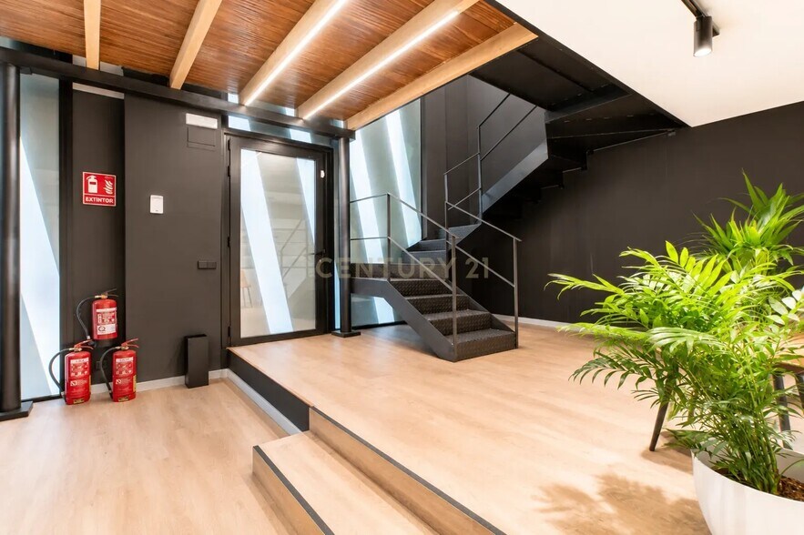 Edificio residencial en Barcelona, Barcelona en venta - Foto del interior - Imagen 2 de 3