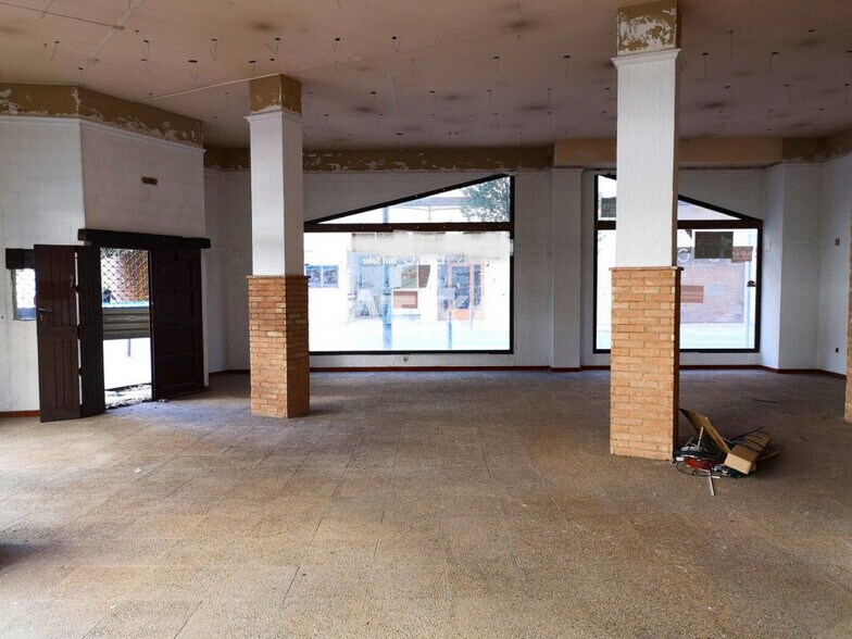 Local en Ontinyent en alquiler - Foto del edificio - Imagen 2 de 12