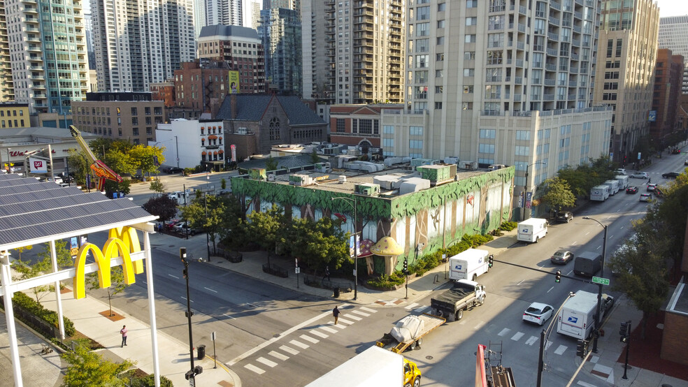 605 N Clark St, Chicago, IL en alquiler - Foto del edificio - Imagen 2 de 9