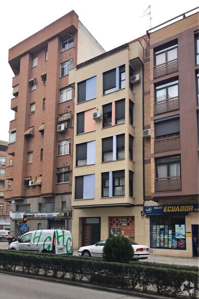 Calle Capitán Luque, 26, Talavera de la Reina, Toledo en alquiler - Foto del edificio - Imagen 2 de 2
