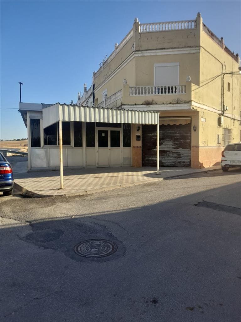 Avenida del Pantano, 170, Morón de la Frontera, Sevilla en venta Foto del edificio- Imagen 1 de 4