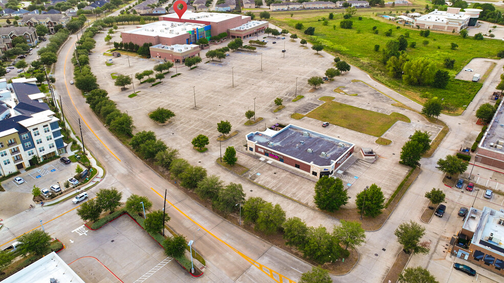 15900 Yorktown Crossing Pky, Houston, TX en venta - Foto del edificio - Imagen 3 de 6