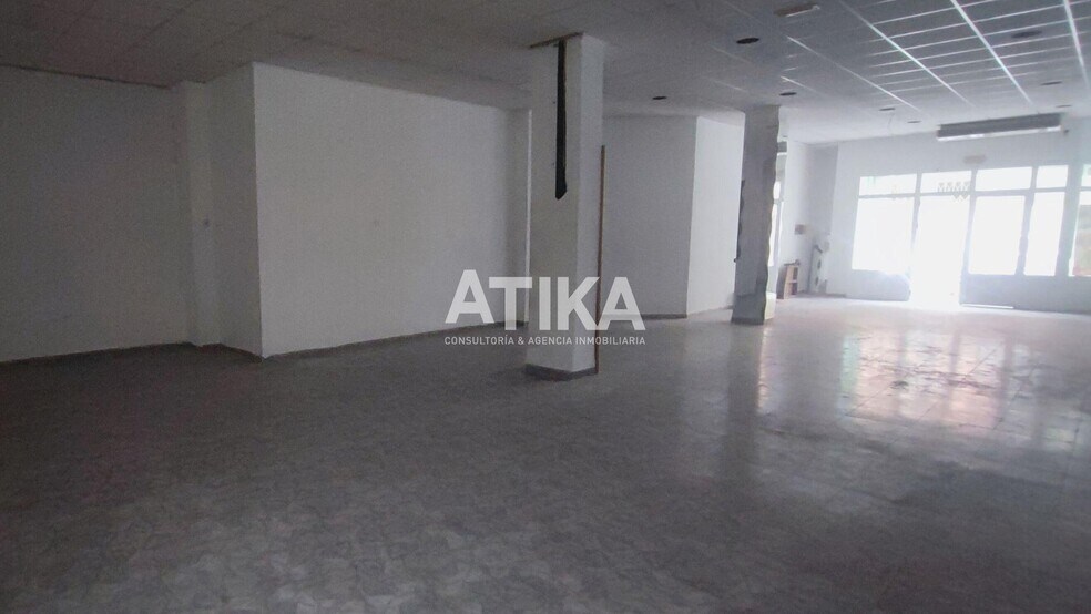 Local en Ontinyent en venta - Foto del edificio - Imagen 3 de 8