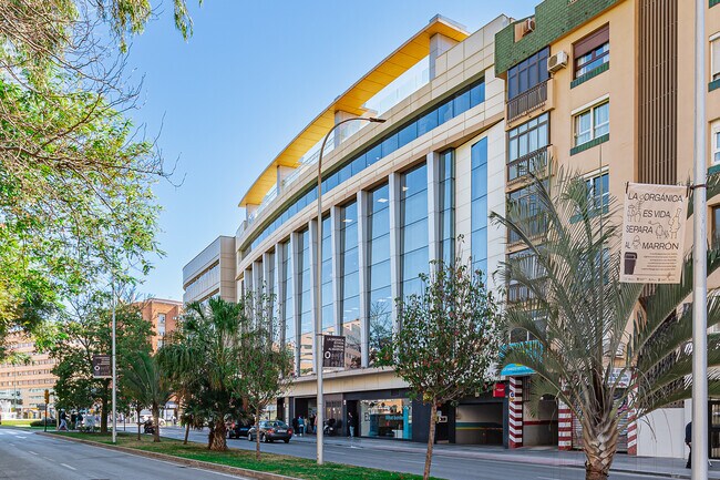 Más detalles de Plaza de la Solidaridad, 12, Málaga - Coworking en alquiler