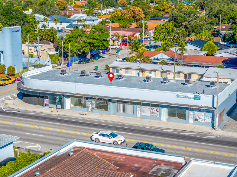 3241 NW 7th St, Miami, FL en alquiler - Foto del edificio - Imagen 1 de 24