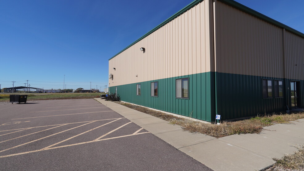 501 N 16th St, Beresford, SD en venta - Foto del edificio - Imagen 3 de 16