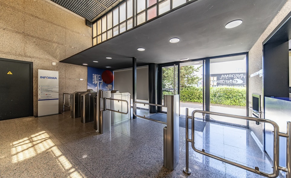 Avenida de la Industria, 32, Alcobendas, Madrid en venta - Foto del edificio - Imagen 2 de 9