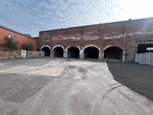 1-6 Love Ln, Wakefield en alquiler Foto principal- Imagen 1 de 4