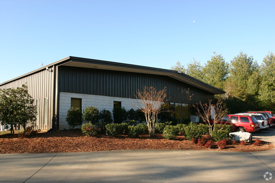 308 Bell Park Dr, Woodstock, GA en venta - Foto del edificio - Imagen 3 de 11