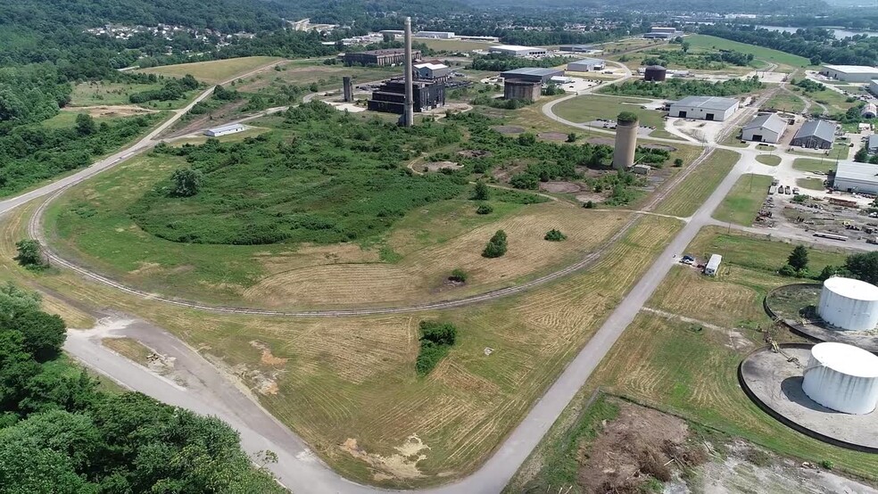 The Point Industrial Park, South Point, OH en venta - Vídeo de anuncio comercial - Imagen 2 de 4