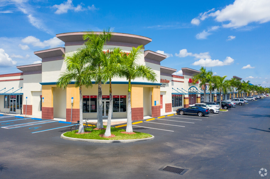 2612 Santa Barbara Blvd, Cape Coral, FL en alquiler - Foto del edificio - Imagen 3 de 7