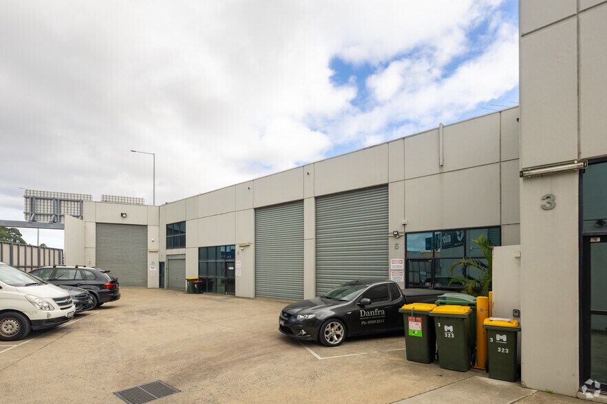 323 Ingles St, Port Melbourne en venta - Foto del edificio - Imagen 2 de 4