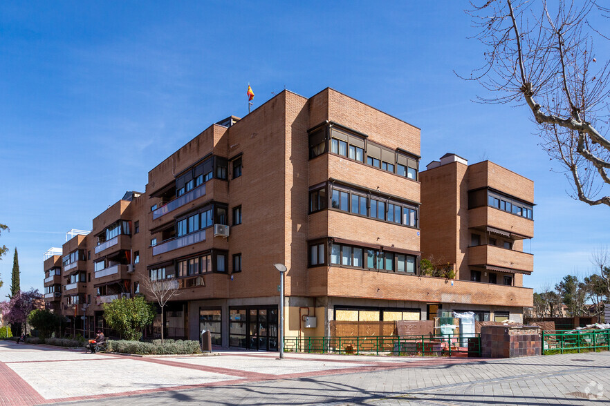 Calle París, 2, Pozuelo De Alarcón, Madrid en alquiler - Foto del edificio - Imagen 1 de 3