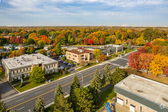 150 Boul De Montarville, Boucherville, QC - VISTA AÉREA  vista de mapa