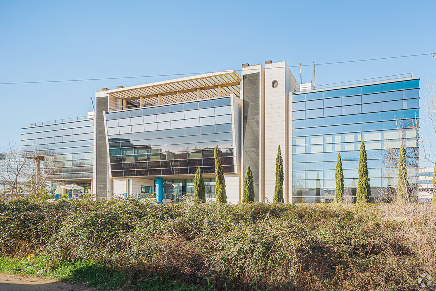 Calle Valportillo Primera, 22 - 24, Alcobendas, Madrid en alquiler - Foto del edificio - Imagen 3 de 17