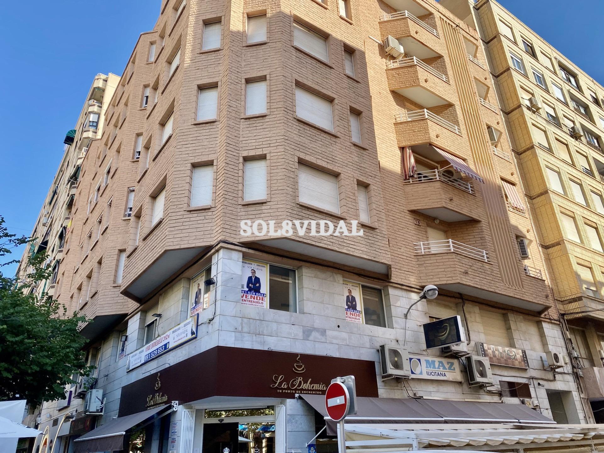 Local en Orihuela en venta Foto del edificio- Imagen 1 de 23