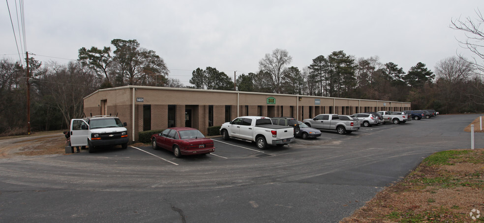 1401 Saint Andrews Rd, Columbia, SC en alquiler - Foto del edificio - Imagen 1 de 21