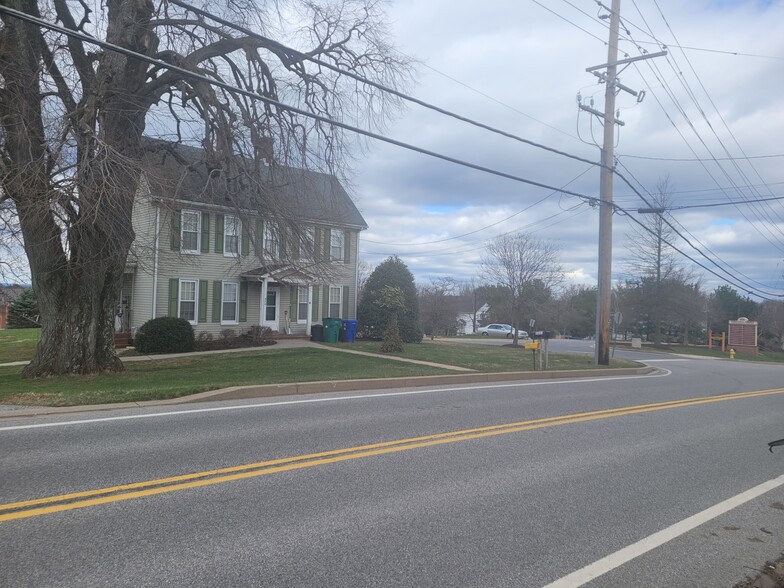 834 Washington Rd, Westminster, MD en venta - Foto del edificio - Imagen 2 de 8