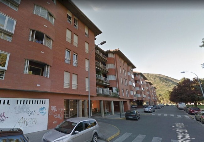 Más detalles de Calle Parque del Temple, 2, Ponferrada - Local en venta