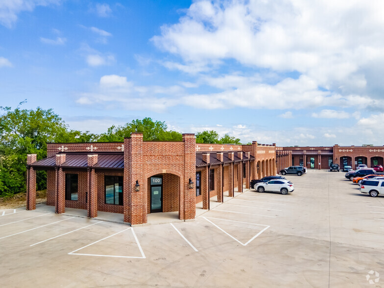 3348 Peden Rd, Fort Worth, TX en alquiler - Foto del edificio - Imagen 1 de 24