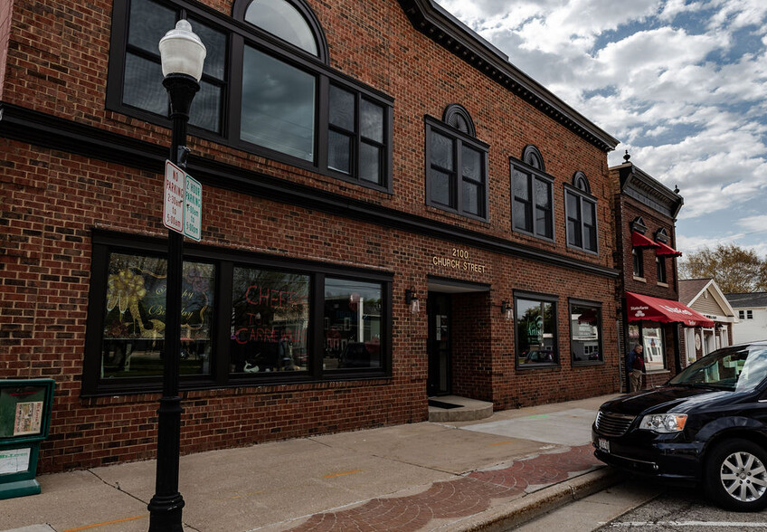 2100 Church St, East Troy, WI en alquiler - Foto del edificio - Imagen 2 de 21