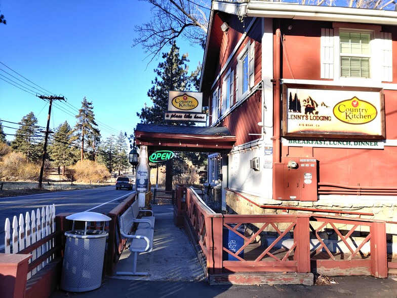 39904 Big Bear Blvd, Big Bear Lake, CA en venta - Foto del edificio - Imagen 2 de 36