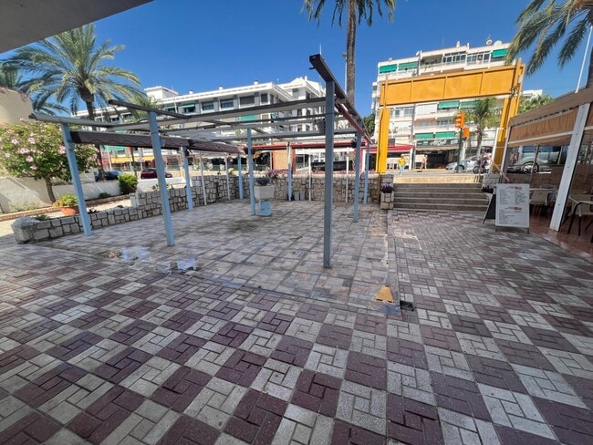 Más detalles de de Antonio, 17, Benalmádena - Local en venta