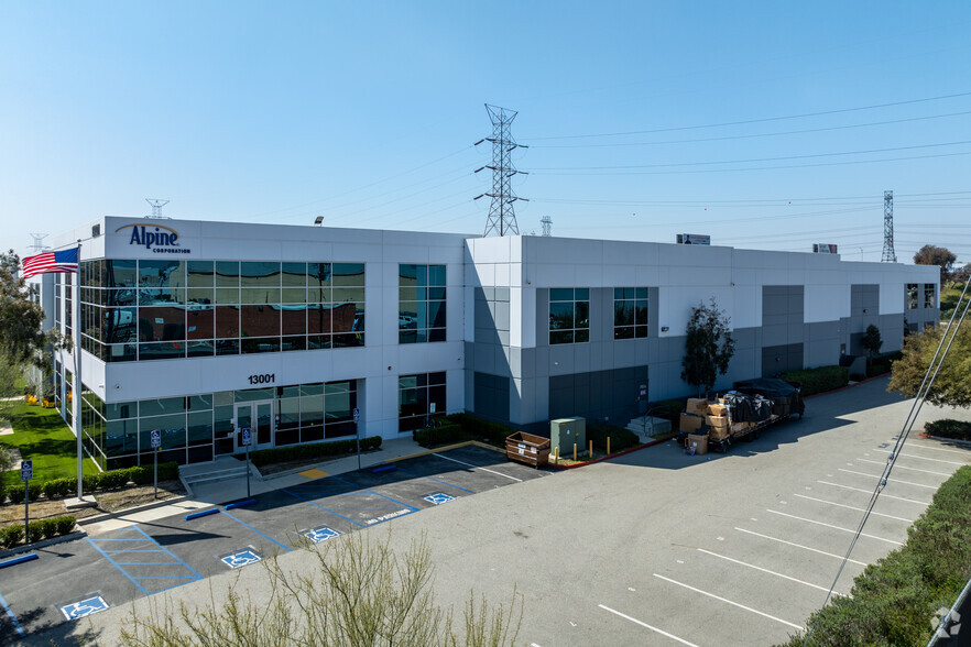 13001 Temple Ave, City Of Industry, CA en venta - Foto del edificio - Imagen 2 de 17