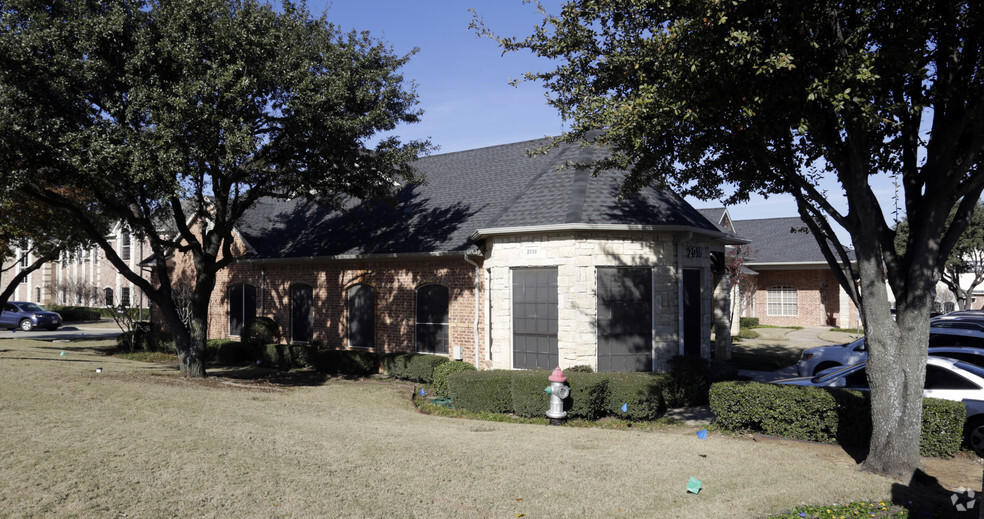 2016 Justin Rd, Highland Village, TX en alquiler - Foto del edificio - Imagen 2 de 6