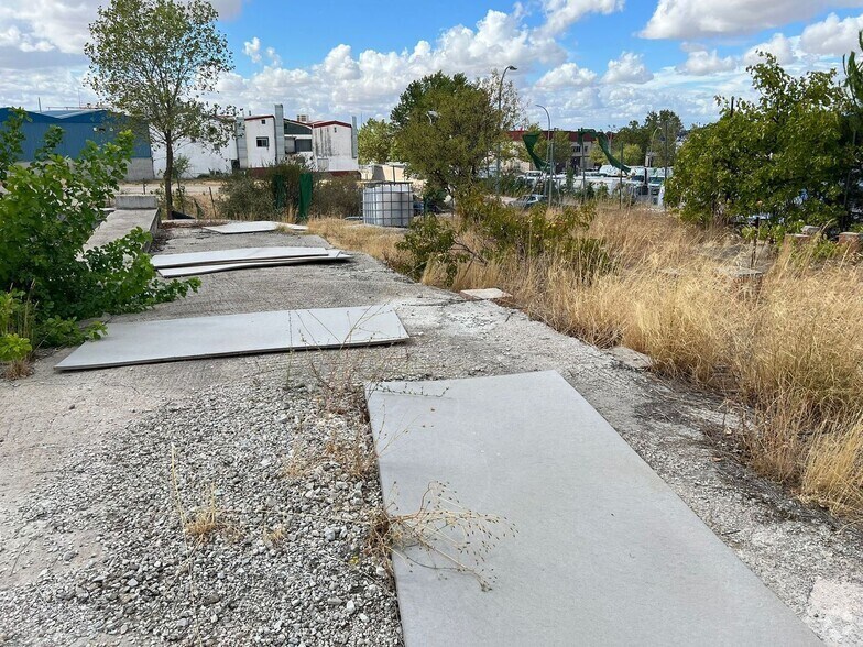 Terreno en Boadilla del Monte, Madrid en venta - Foto del edificio - Imagen 2 de 2
