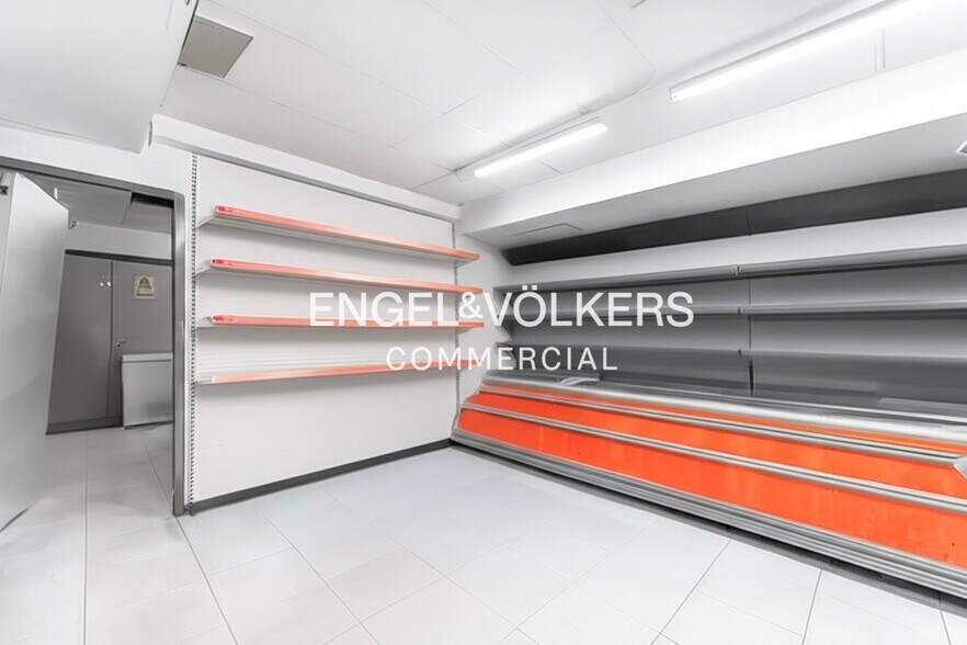 Edificio residencial en Barcelona, Barcelona en venta - Foto del interior - Imagen 3 de 3