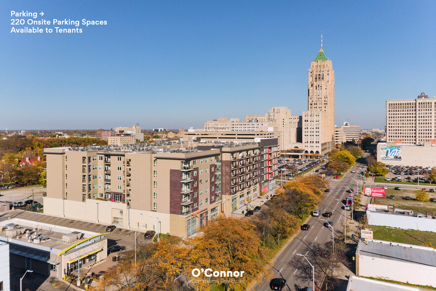 2911 W Grand Blvd, Detroit, MI en alquiler - Foto del edificio - Imagen 3 de 3