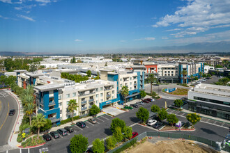 Main St, Corona, CA - vista aérea  vista de mapa - Image1