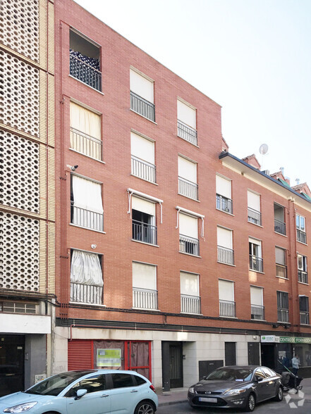 Calle Rivas, 3, Coslada, Madrid en venta - Foto del edificio - Imagen 2 de 2