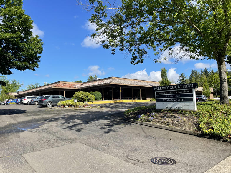 25117 SW Parkway Ave, Wilsonville, OR en venta - Foto principal - Imagen 1 de 10