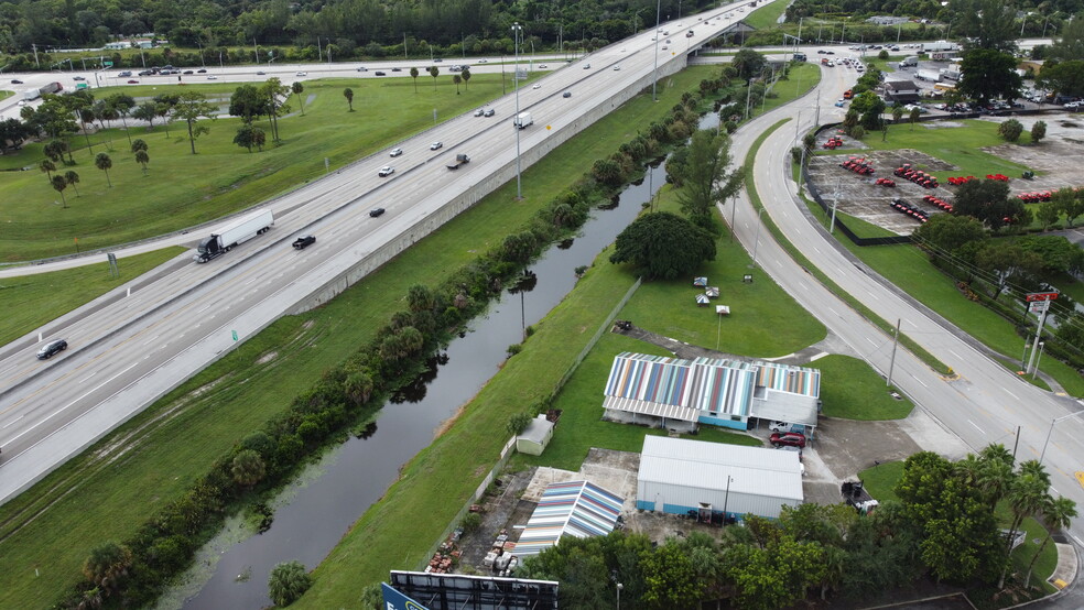 340 Pike Rd, West Palm Beach, FL en alquiler - Foto del edificio - Imagen 3 de 8