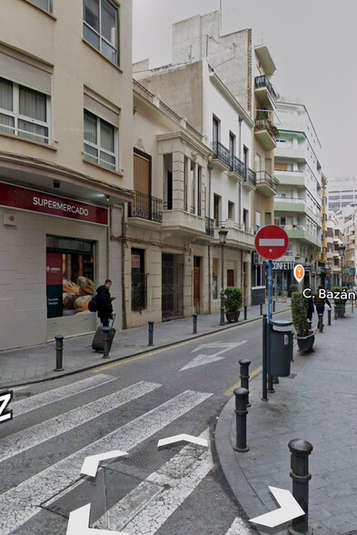 Local en Alicante, Alicante en alquiler - Foto del edificio - Imagen 1 de 1
