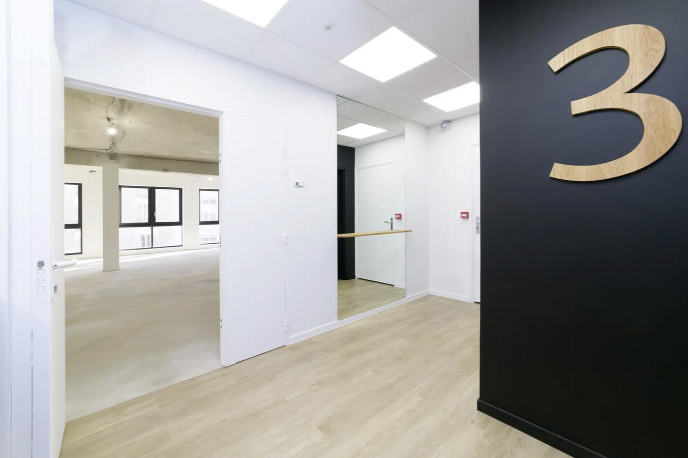 37 Rue Adam Ledoux, Courbevoie, HDS 92400 - Unidad 1 -  - Foto del interior - Image 1 of 3