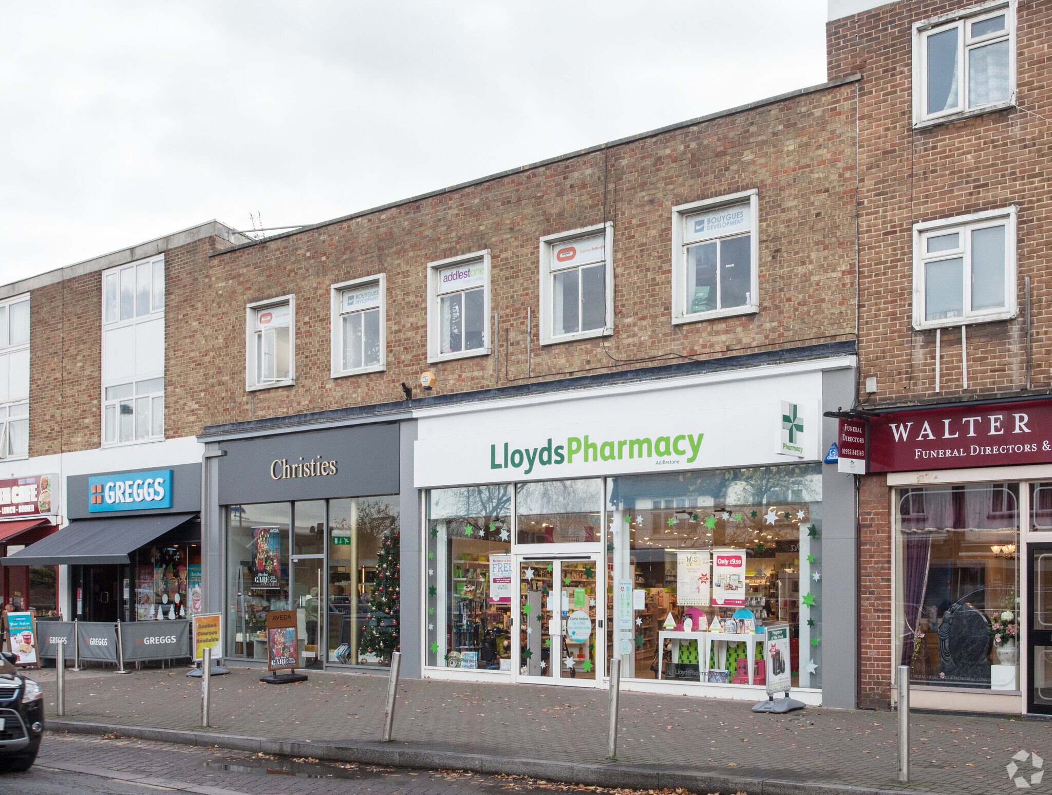 92a-92b Station Rd, Addlestone en venta Foto principal- Imagen 1 de 7