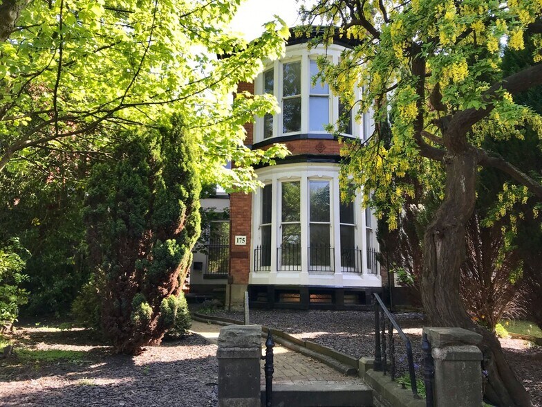 175 Chorley New Rd, Bolton en alquiler - Foto del edificio - Imagen 1 de 1