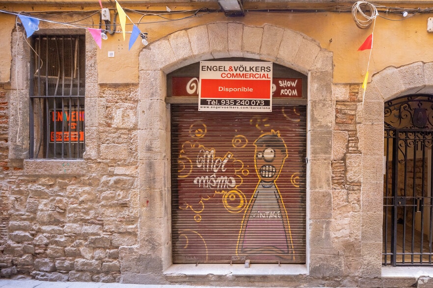 Edificio residencial en Barcelona, Barcelona en venta - Foto del edificio - Imagen 2 de 8