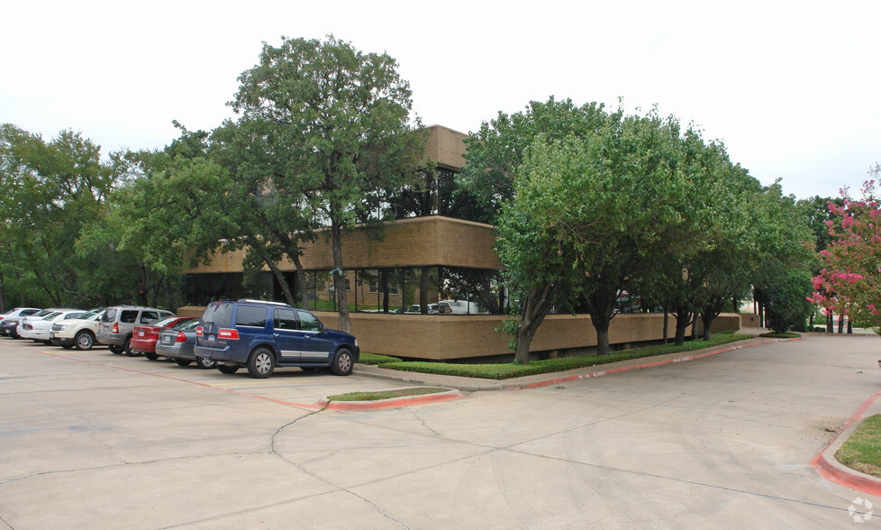 4381 W Green Oaks Blvd, Arlington, TX en alquiler - Foto del edificio - Imagen 3 de 13