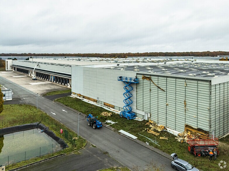 2 Boulevard Jean Monnet, Combs-la-Ville en alquiler - Foto del edificio - Imagen 2 de 3