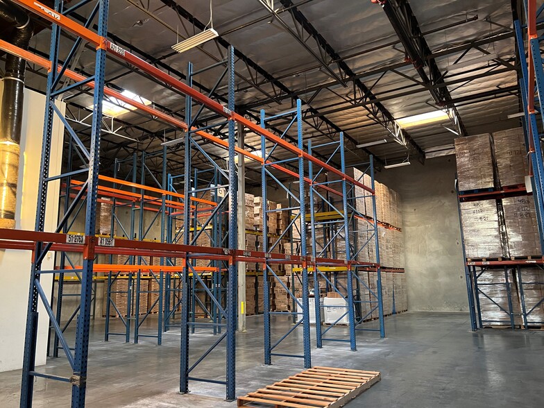 14240 Don Julian Rd, City Of Industry, CA en alquiler - Foto del interior - Imagen 2 de 7