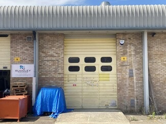 Más detalles de Rabans Clos, Aylesbury - Nave en alquiler