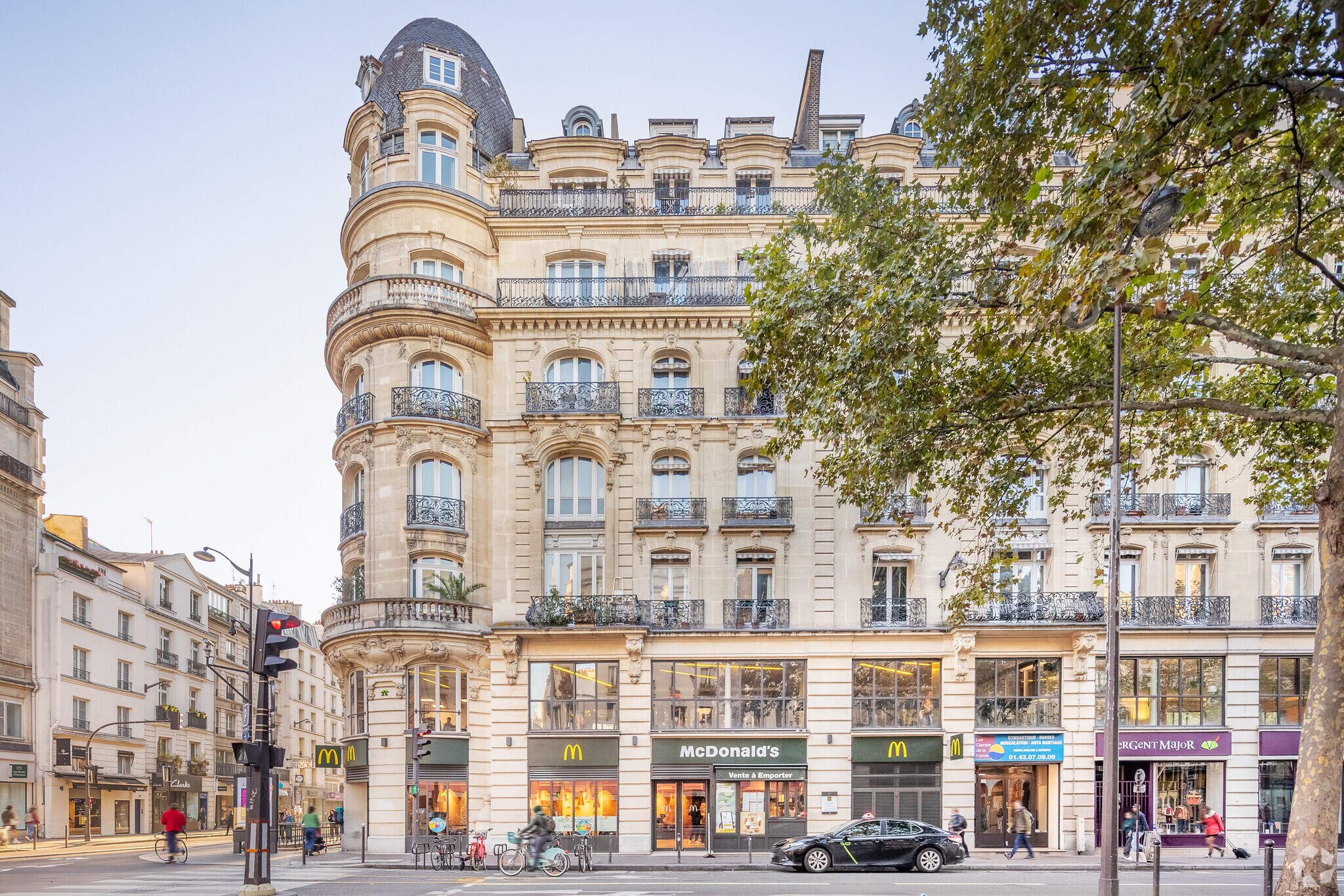 100 Rue Du Faubourg Saint-Antoine, Paris en alquiler Foto del edificio- Imagen 1 de 2