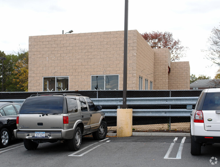 2700 Hylan Blvd, Staten Island, NY en alquiler - Foto del edificio - Imagen 2 de 6