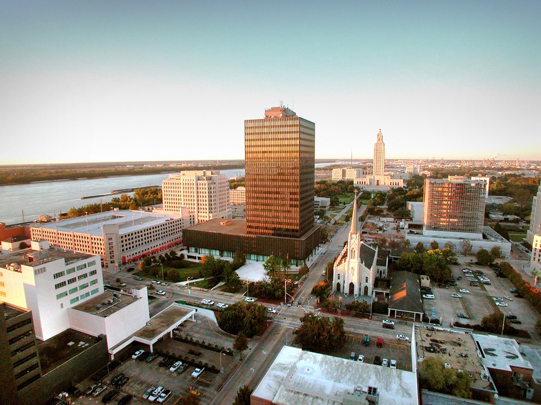 301 N Main St, Baton Rouge, LA en alquiler - Foto del edificio - Imagen 2 de 5