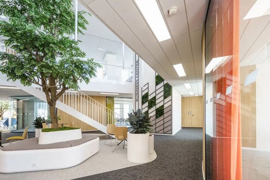 40 Avenue Aristide Briand, Bagneux en alquiler - Foto del edificio - Imagen 3 de 9